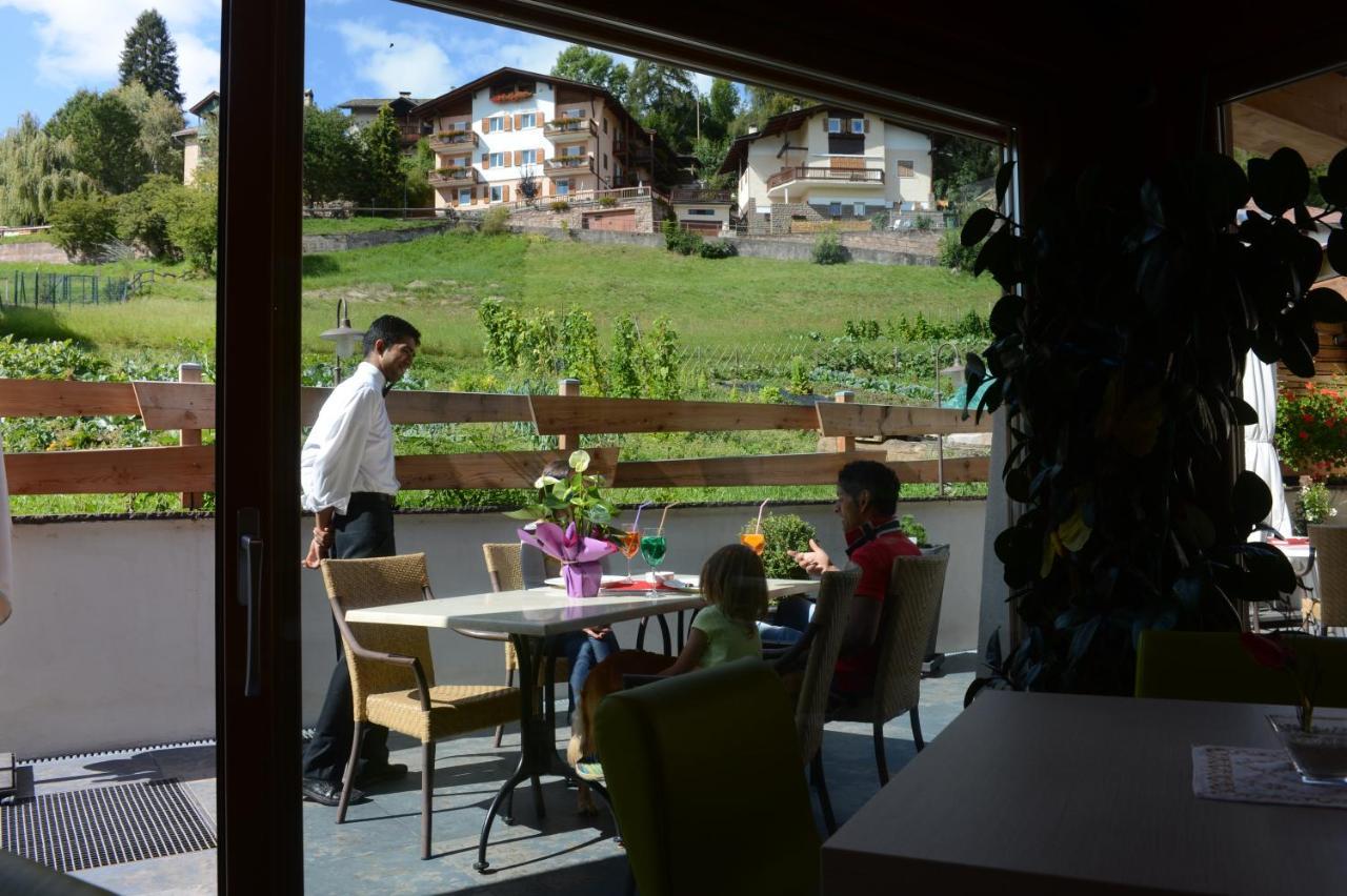 Hotel Alpino Varena Esterno foto